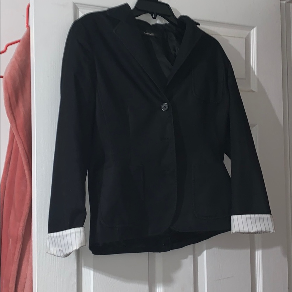 Women’s Tahari Blazer